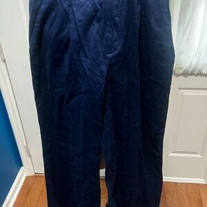 Women’s Banana Republic navy blue wide leg pants. Size 0.